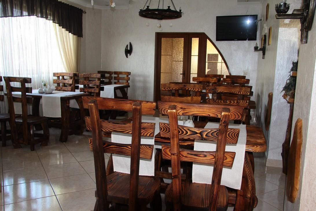 Pyate Koleso Hotel Mezőhát Kültér fotó